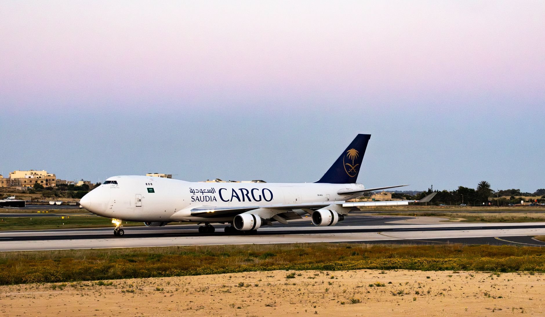 Riyadh Airport Suspended; Jeddah, Dammam Delays